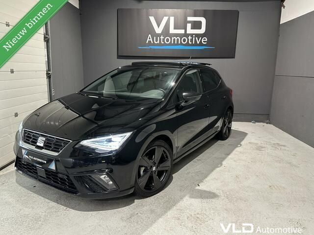 Zwart Gebruikt 2021 Seat Ibiza FR Hatchback | € 26.949 (Duur) - Afbeelding 1/4