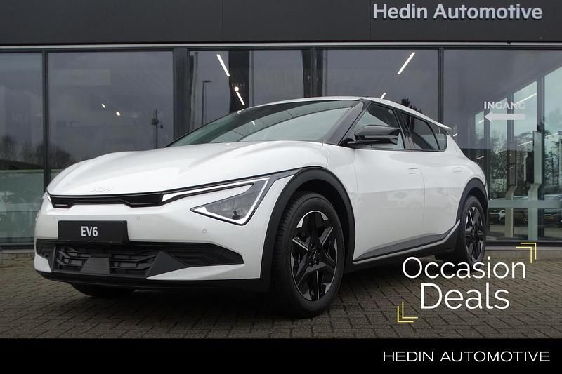 Wit Nieuw 2025 Kia EV6 Light SUV | € 38.945 (Eerlijke prijs) - Afbeelding 1/4