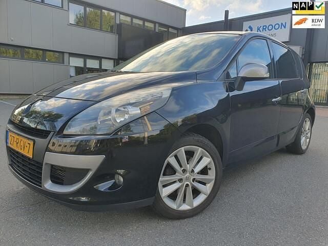 Zwart Gebruikt 2011 Renault Scénic III MPV | € 2.750 (Goede deal) - Afbeelding 1/4