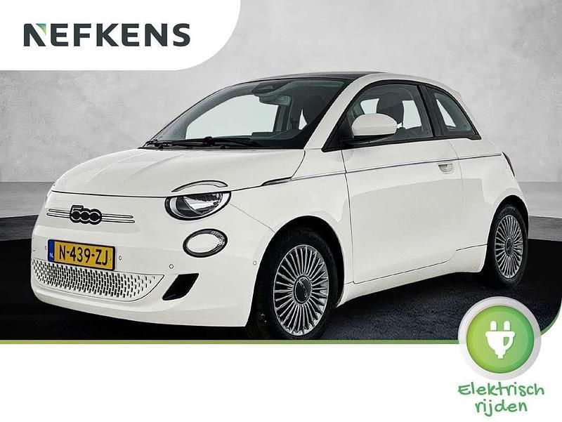 Wit Gebruikt 2022 Fiat 500e Icon Hatchback | € 14.825 (Goede deal) - Afbeelding 1/3