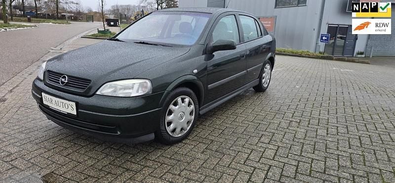 Groen Occasion 2000 Opel Astra Hatchback | € 1.250 (Eerlijke prijs) - Afbeelding 1/4