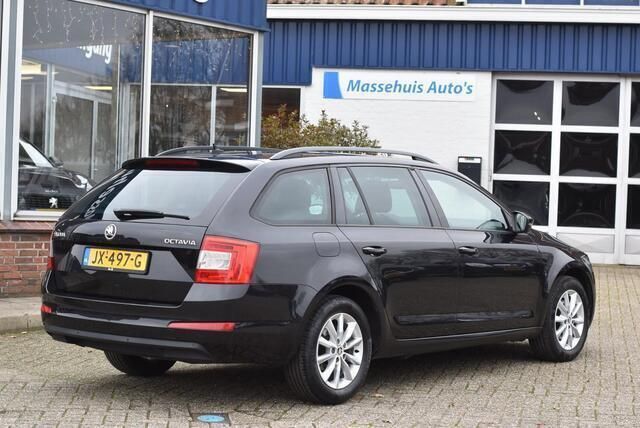 Occasion Skoda Octavia Business Line 116 PK (85 kW) 2016 Zwart Hatchback