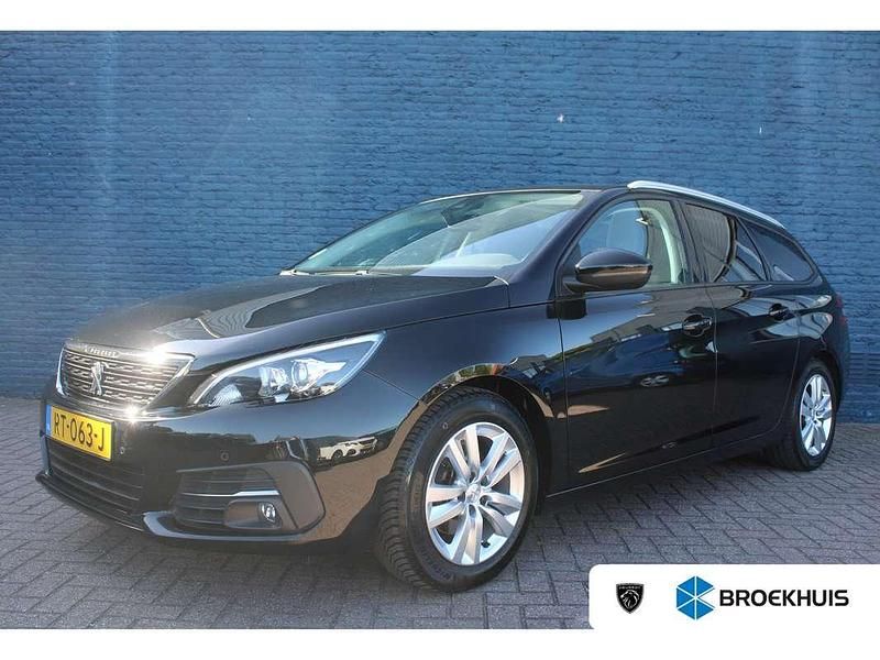Zwart, metallic lak Gebruikt 2018 Peugeot 308 Stationwagen | € 11.900 (Iets duurder) - Afbeelding 1/4