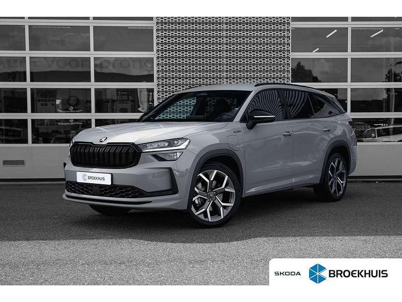 Grijs Gebruikt 2025 Skoda Kodiaq Business Line SUV | € 52.900 - Afbeelding 1/4