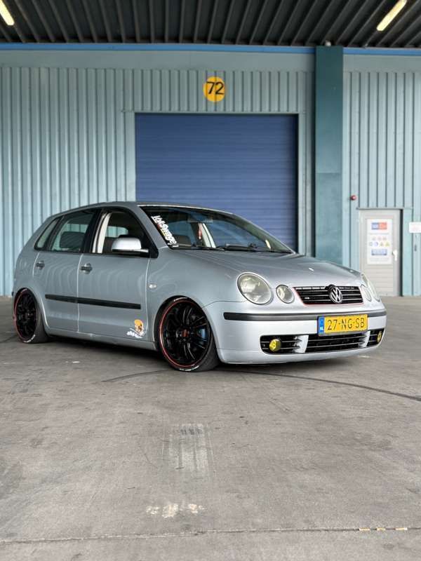 Gebruikt 2003 VW Polo Sedan | € 1.200 (Eerlijke prijs) - Afbeelding 1/3