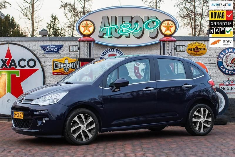 Blauw Occasion 2016 Citroën C3 PureTech Hatchback | € 7.950 (Eerlijke prijs) - Afbeelding 1/4