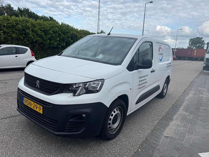 Wit Gebruikt 2019 Peugeot Partner Van | € 9.950 (Eerlijke prijs) - Afbeelding 1/4
