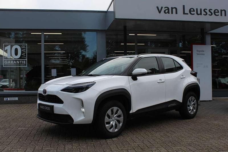 Overig Gebruikt 2024 Toyota Yaris Cross SUV | € 27.900 (Super prijs) - Afbeelding 1/4