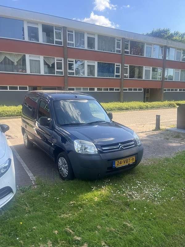 Gebruikt 2007 Citroën Berlingo MPV | € 1.600 (Eerlijke prijs) - Afbeelding 1/4