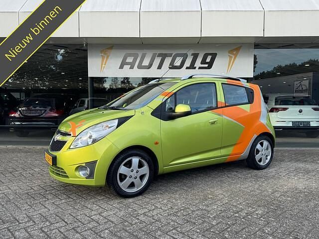 Groen Gebruikt 2010 Chevrolet Spark LS Hatchback | € 2.919 (Eerlijke prijs) - Afbeelding 1/3