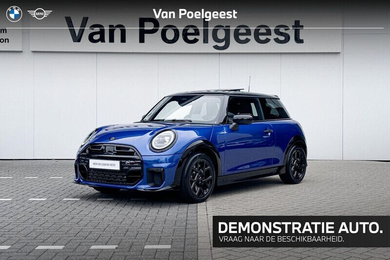 Blauw Gebruikt 2025 Mini John Cooper Works Hatchback | € 49.900 (Goede deal) - Afbeelding 1/4