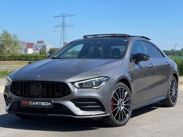 Grijs Gebruikt 2020 Mercedes CLA250 Sedan | € 36.950 (Iets duurder) - Afbeelding 1/4