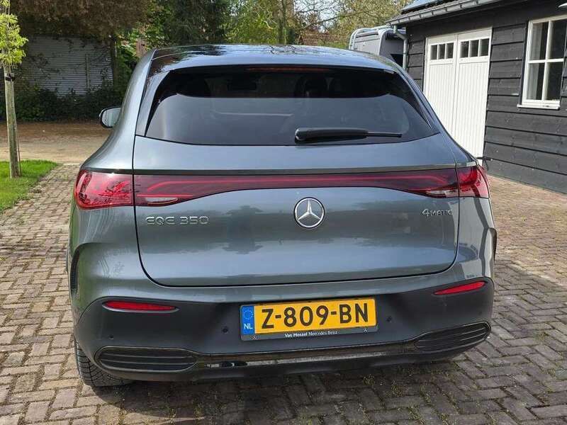 Grijs Gebruikt 2024 Mercedes 350 Premium Plus Stationwagen | € 69.975 - Afbeelding 1/4