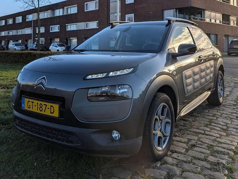 Grijs Occasion 2015 Citroën C4 Cactus Shine Hatchback | € 6.900 (Goede deal) - Afbeelding 1/4