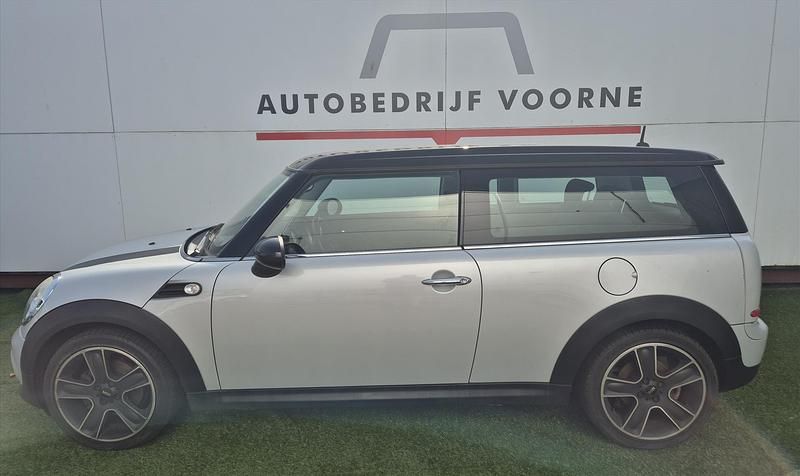 Wit Gebruikt 2012 Mini One Clubman Business Stationwagen | € 9.545 (Duur) - Afbeelding 1/4