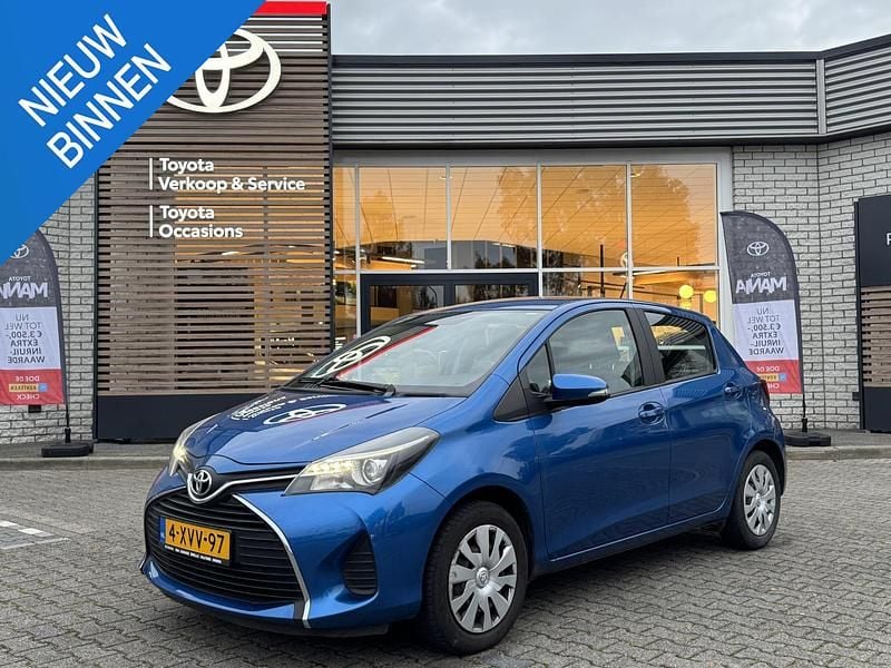 Blauw Gebruikt 2014 Toyota Yaris Hatchback | € 10.400 (Eerlijke prijs) - Afbeelding 1/4