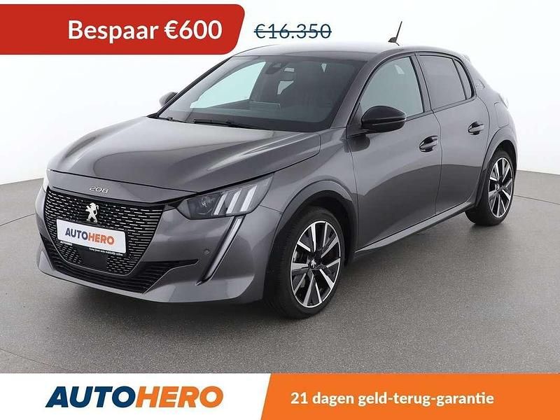 Grijs Occasion 2020 Peugeot 208 GT-line Hatchback | € 15.949 (Iets duurder) - Afbeelding 1/3