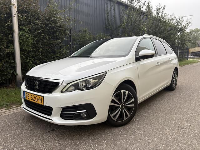 Occasion Peugeot 308 SW 120 PK (88 kW) 2017 Wit Stationwagen