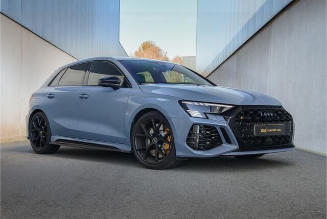Grijs Gebruikt 2022 Audi RS3 S-Line Hatchback | € 64.950 (Iets duurder) - Afbeelding 1/4