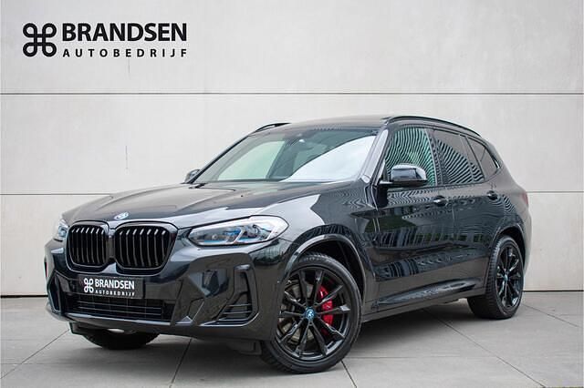 Zwart Occasion 2022 BMW X3 Executive SUV | € 37.500 (Duur) - Afbeelding 1/4