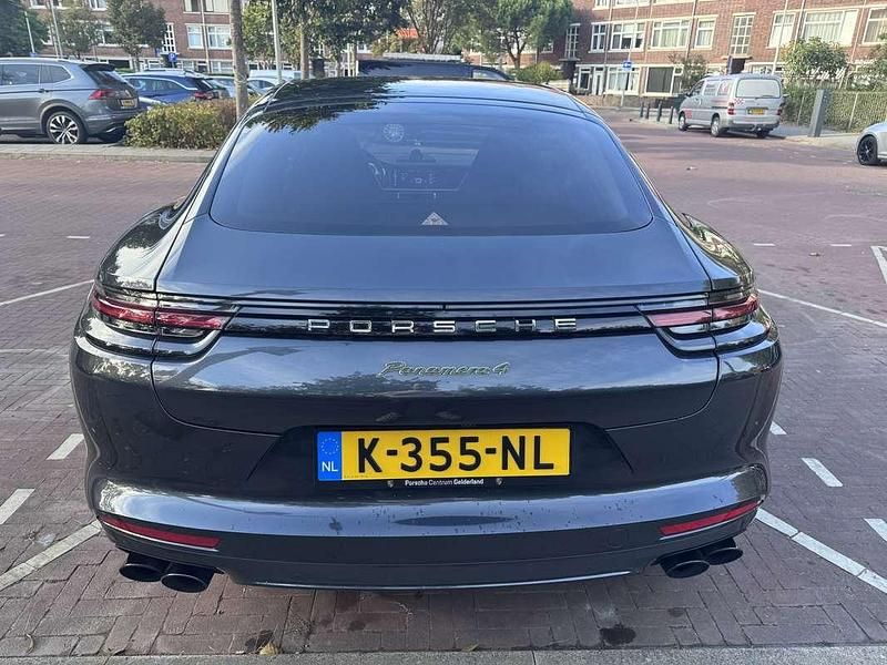Occasion Porsche Panamera 330 PK (242 kW) 2017 Grijs Hatchback