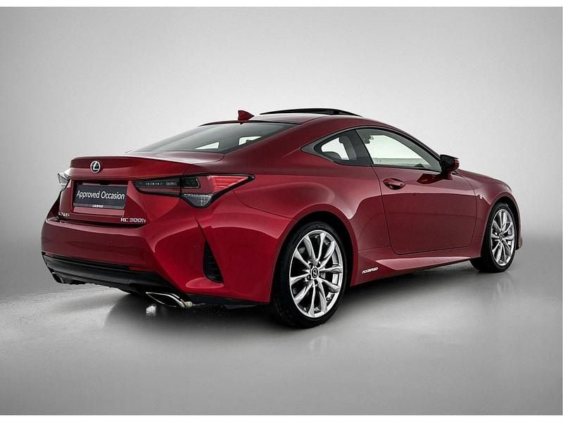 Occasion Lexus RC300h Sport Line 223 PK (164 kW) 2020 Rood Coupé