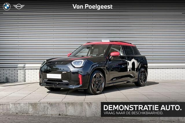 Midnight black ii Gebruikt 2025 Mini Cooper Hatchback | € 47.740 - Afbeelding 1/4