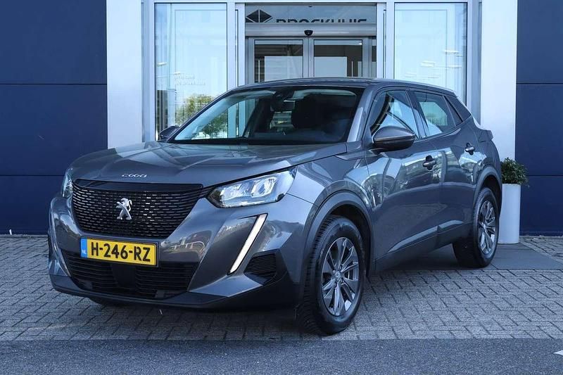 Grijs, metallic lak Gebruikt 2020 Peugeot 2008 Active SUV | € 16.900 (Eerlijke prijs) - Afbeelding 1/4