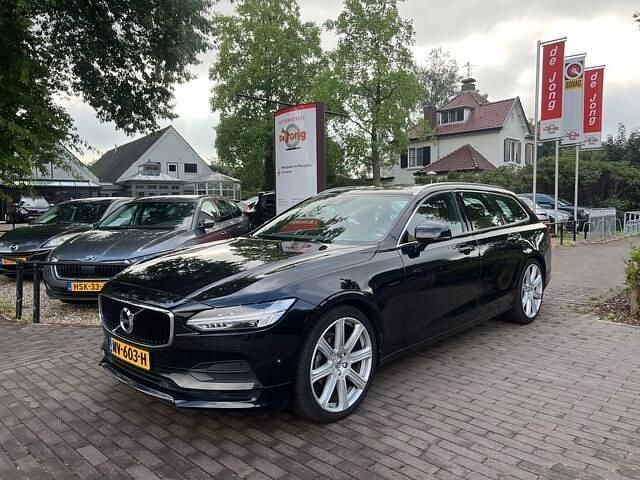 Zwart, metallic lak Gebruikt 2017 Volvo V90 Stationwagen | € 14.950 (Goede deal) - Afbeelding 1/4