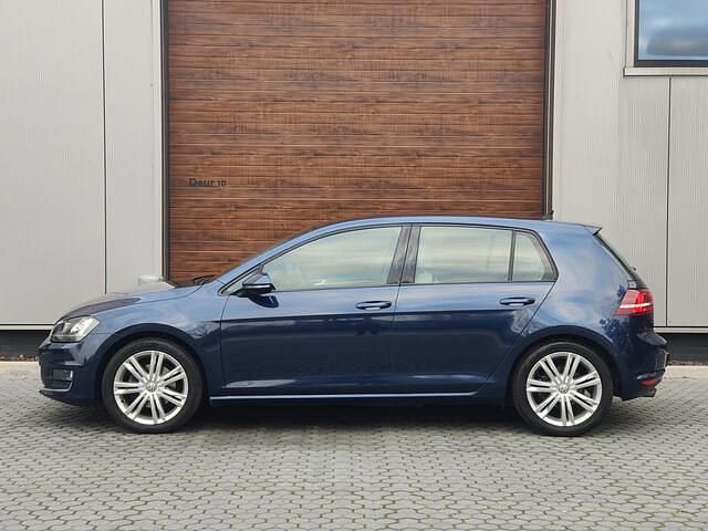 Occasion VW Golf VII Highline 123 PK (90 kW) 2014 Blauw (metallic) Hatchback