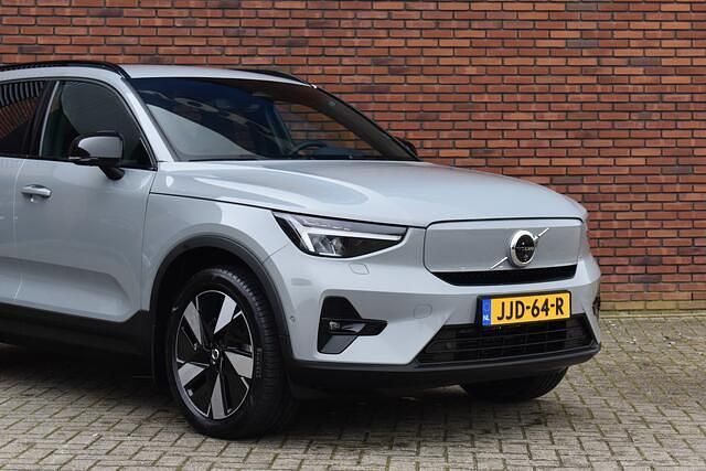 Occasion Volvo EX40 Plus 185 kW (252 PK) 2025 Grijs SUV