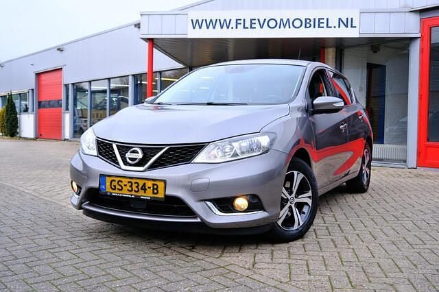Grijs Gebruikt 2015 Nissan Pulsar Hatchback | € 9.450 (Eerlijke prijs) - Afbeelding 1/4