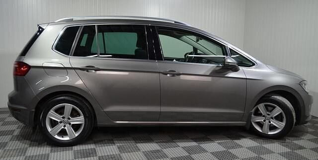 Grijs Gebruikt 2015 VW Golf Sportsvan Highline MPV | € 12.950 (Iets duurder) - Afbeelding 1/2