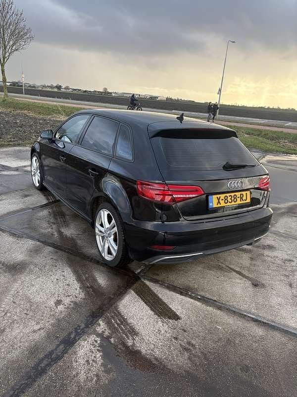 Occasion Audi A3 e-tron S-Line 150 PK (110 kW) 2020 Zwart Hatchback
