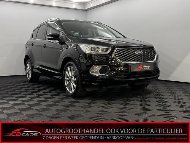 Zwart Gebruikt 2018 Ford Kuga Vignale SUV | € 14.950 (Eerlijke prijs) - Afbeelding 1/4