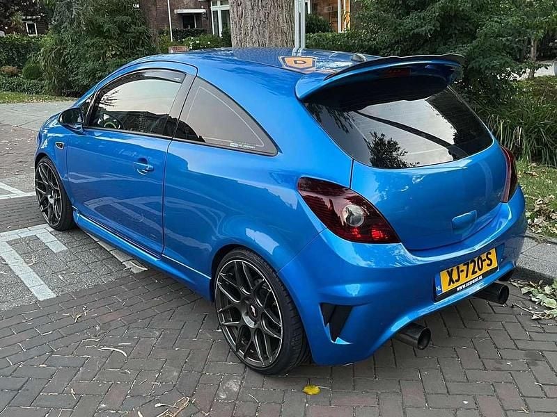 Blauw Occasion 2008 Opel Corsa OPC Hatchback | € 3.999 (Super prijs) - Afbeelding 1/4