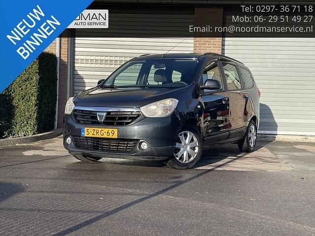 Grijs Occasion 2013 Dacia Lodgy MPV | € 4.950 (Eerlijke prijs) - Afbeelding 1/4