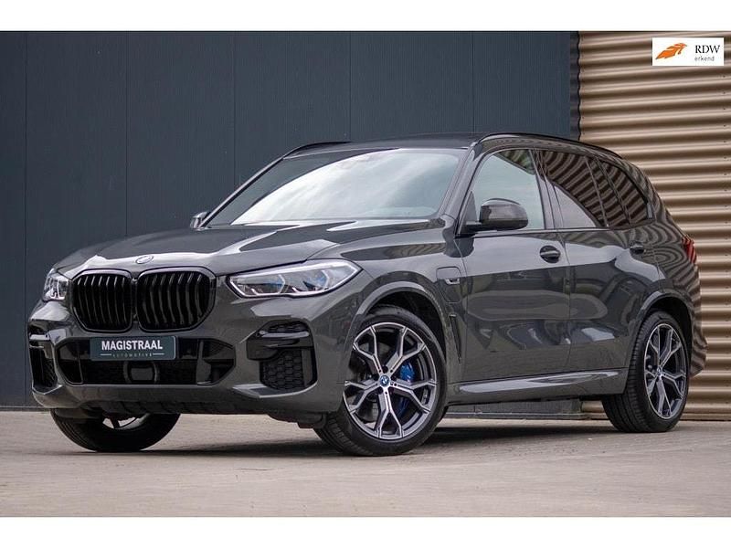 Grijs Gebruikt 2022 BMW X5 M Sport SUV | € 71.950 (Eerlijke prijs) - Afbeelding 1/4