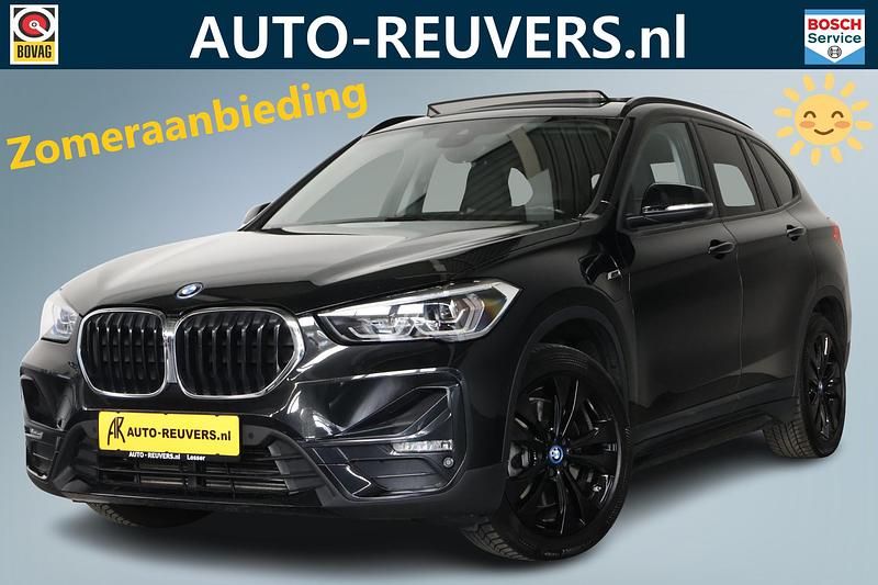 Zwart Gebruikt 2022 BMW X1 Sport Line SUV | € 31.900 (Iets duurder) - Afbeelding 1/4