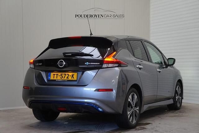 Occasion Nissan Leaf Tekna 110 kW (150 PK) 2018 Grijs Hatchback