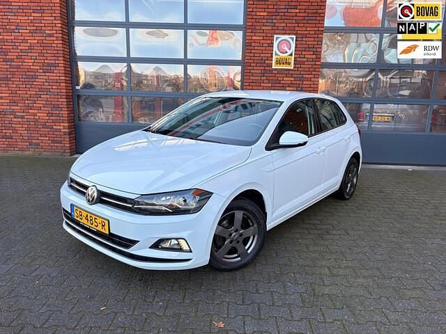 Wit Occasion 2018 VW Polo Comfortline Hatchback | € 14.450 (Eerlijke prijs) - Afbeelding 1/4