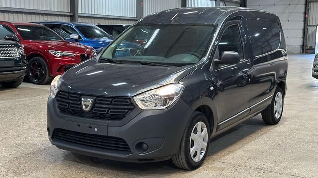 Grijs Gebruikt 2019 Dacia Dokker Essentiel Van | € 8.900 (Eerlijke prijs) - Afbeelding 1/4