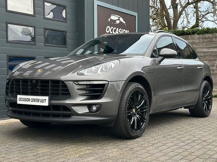 Grijs (metallic) Occasion 2015 Porsche Macan SUV | € 37.450 (Iets duurder) - Afbeelding 1/4