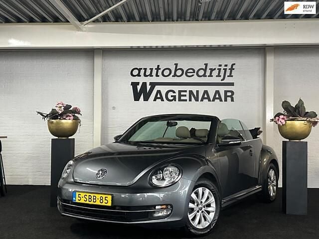 Grijs Gebruikt 2013 VW Beetle Design Cabriolet | € 9.999 (Eerlijke prijs) - Afbeelding 1/4