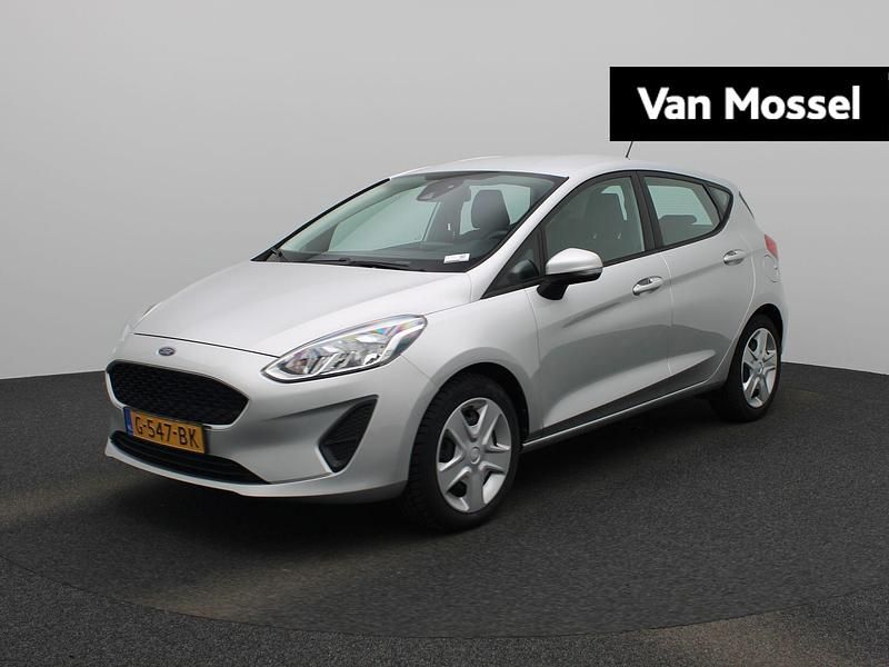 Grijs Occasion 2019 Ford Fiesta Trend Hatchback | € 8.945 (Eerlijke prijs) - Afbeelding 1/4