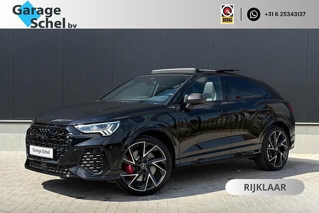 Zwart (metallic) Gebruikt 2021 Audi RS Q3 Sportback Exclusive SUV | € 69.950 (Eerlijke prijs) - Afbeelding 1/4