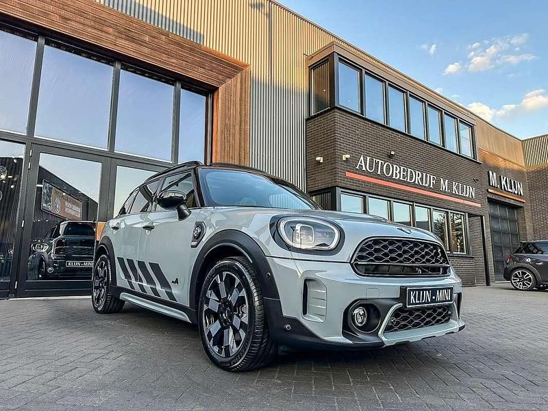 Grijs, metallic lak Occasion 2022 Mini Cooper S Countryman Untamed Edition SUV | € 35.900 (Iets duurder) - Afbeelding 1/4