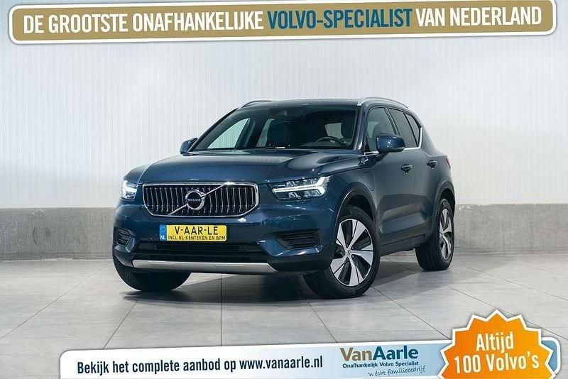 Blauw Gebruikt 2021 Volvo XC40 Inscription SUV | € 27.450 (Eerlijke prijs) - Afbeelding 1/3
