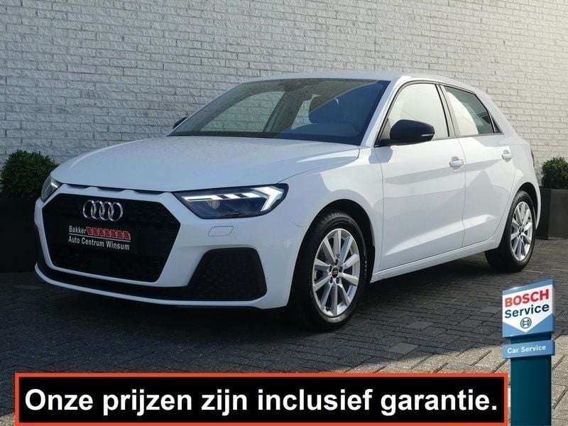 Wit Gebruikt 2024 Audi A1 Proline Hatchback | € 26.900 (Goede deal) - Afbeelding 1/4
