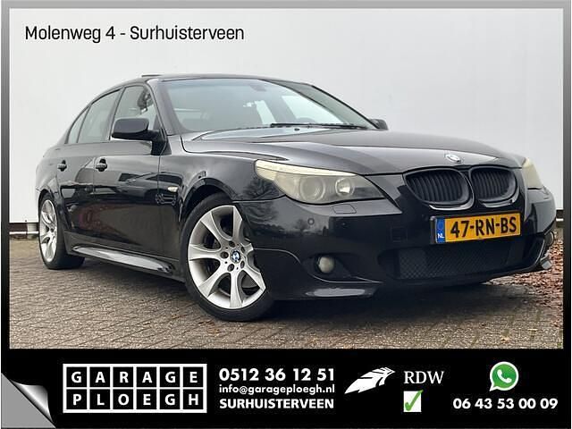 Zwart Gebruikt 2004 BMW 530 Executive Sedan | € 4.700 (Eerlijke prijs) - Afbeelding 1/4
